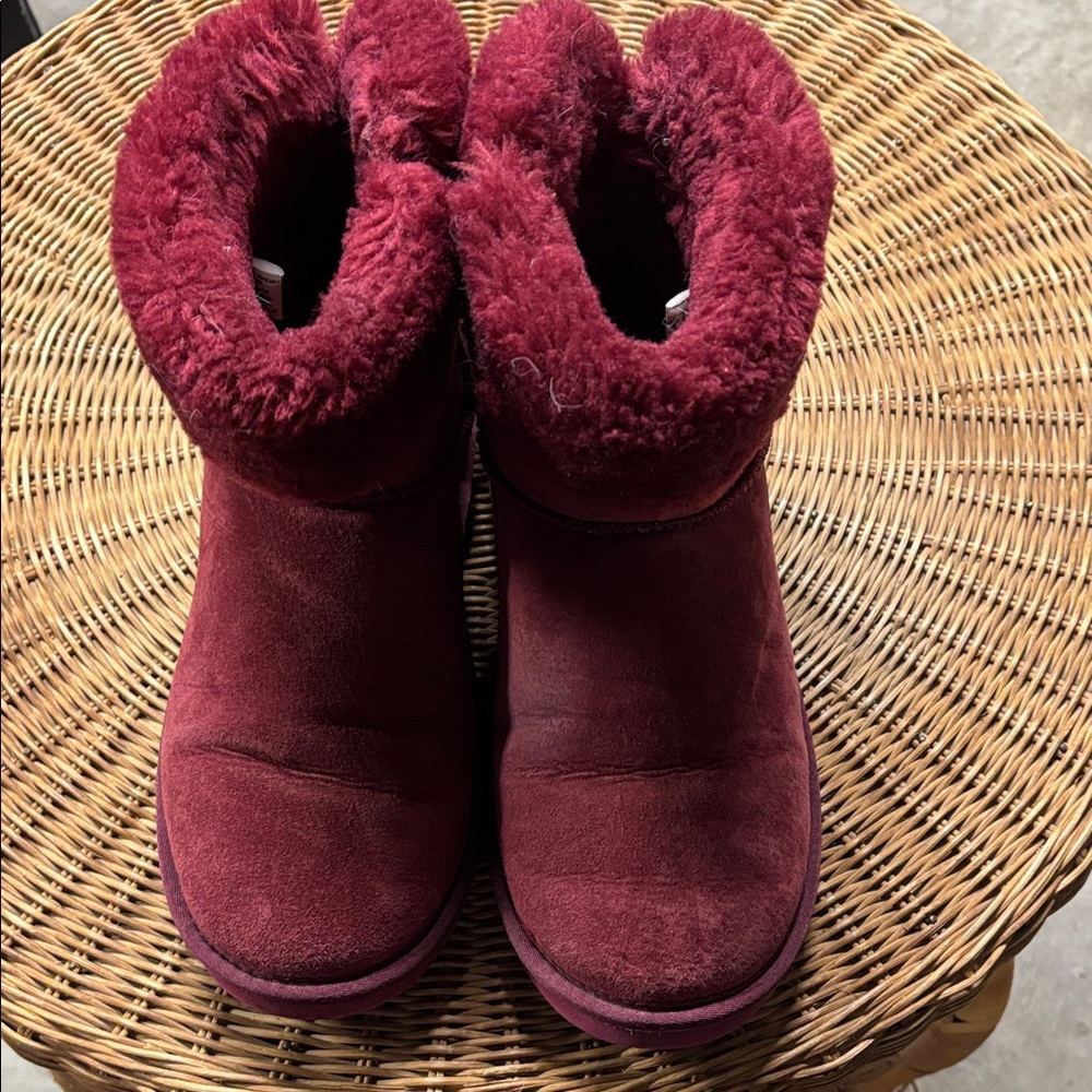 Lamo Women's Plush Burgundy Winter Boots